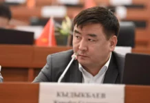 Депутат Кыдыкбаев предложил выдавать «Балага суйунчу» не сразу, а спустя много лет