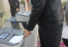 В селе на Иссык-Куле началось голосование, перенесенное с 17 ноября