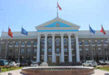 Жергиликтүү кеңештерге шайлоо. Бишкек шаардык кеңешине мандат алгандар