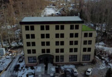 Незаконно приватизированный гостиничный комплекс в Иссык-Ате вернули государству