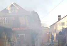 В жилмассиве «Ак-Орго» сгорел жилой дом