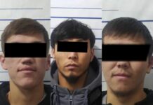 Милиция задержала троих парней, грабивших бишкекчан на Honda Fit