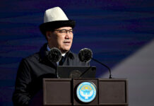 Садыр Жапаров бир күндүк иш сапары менен Ош жана Жалал-Абад облустарына барат