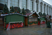 На оформление площади Ала-Тоо и главной елки страны потратят 1,5 млн сомов