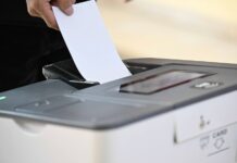 Депутат предлагает штрафовать до 20 тысяч сомов за продажу голосов на выборах