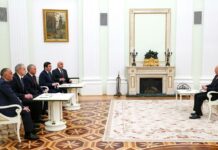 Нурланбек Шакиев Россиянын президенти Владимир Путин менен жолукту