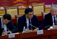 Жогорку Кенеш дал согласие на назначение председателя Кабинета министров, его первого заместителя, министра экономики и коммерции