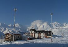 На горнолыжном курорте Гудаури в Грузии погибли 12 человек