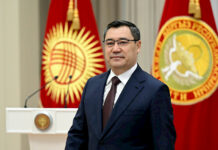 Садыр Жапаров принял верительные грамоты от послов ряда стран