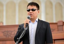 ЖК телефондорду каттоочу компаниянын кызматынан баш тартууну сунуштады