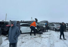 В Казахстане в ДТП столкнулись 95 автомобилей