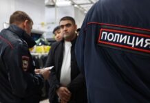 Полиция в России получит право свободно заходить в дома мигрантов