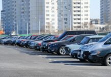 ДУМИ выставляет на аукцион 112 старых машин мэрии Бишкека