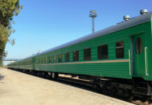 Дастан Бекешев Бишкектеги темир жолду жылдырбоону өтүндү