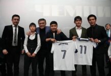 Камчыбек Ташиев “Чемпион” тасмасынын жабык көрсөтүүсүнө катышты