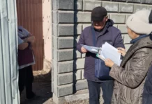 В Бишкеке должники оплатили более 1.1 млн сомов за комуслуги по итогам рейдов