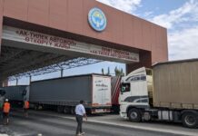 На КПП «Ак-Тилек» выявили нарушения на 3 млн сомов при ввозе авто