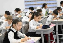 В школах будут введены новые предметы после перехода на 12-летнее обучение