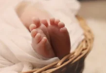 В Кыргызстане 27-летняя женщина родила ребенка весом 7 кг