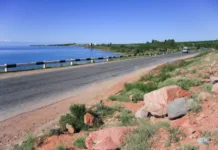 Вокруг озера Иссык-Куль будет построена железная дорога