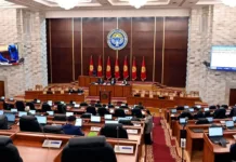 ЖК одобрил законопроект о штрафах за распространение ложной информации