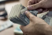 Кыргызстанда орточо айлык акы 39 456 сомду түздү