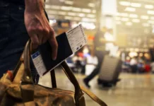 Выезд за границу разрешат при налоговой задолженности до 50 тысяч сомов