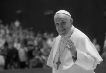 Президент выразил соболезнования Ватикану в связи с кончиной Папы Римского