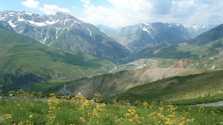 Tj mountains nature 780x439 1 энергия будущего: как ес и центральная азия пишут новую климатическую историю