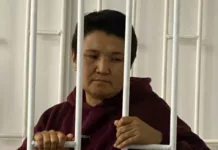 Правозащитницу Риту Карасартову оставили в СИЗО