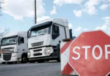 С 19 мая в Кыргызстане ограничат движение большегрузов в жаркие часы