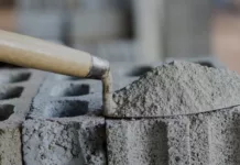 Кабмин снял временный запрет на ввоз цемента для стабилизации строительного рынка