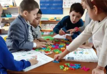 В 46 школах Бишкека откроют пришкольные лагеря