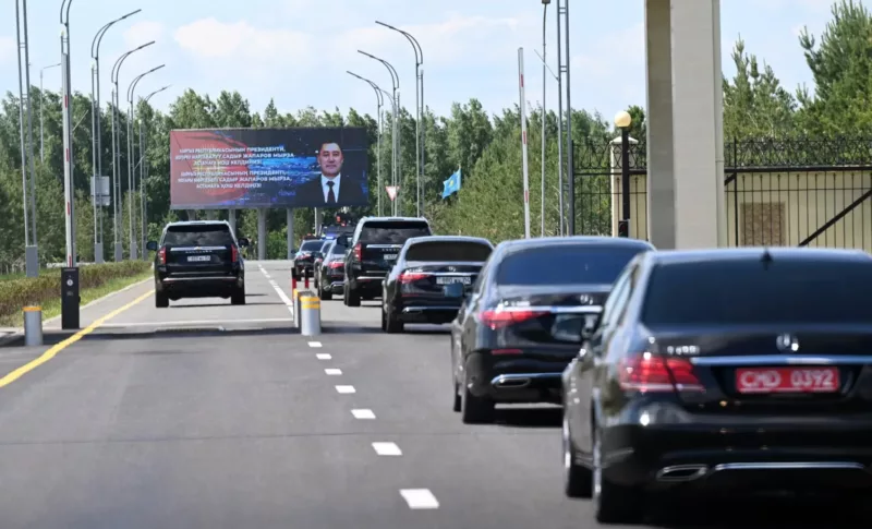 502425685 1244. Max 2560x1440. Format webp. Jpegquality 90 президент садыр жапаров прибыл с рабочим визитом в астану