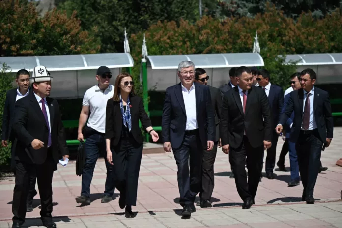682d90c8d1102-.max-2560x1440.format-webp.jpegquality-90