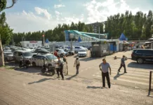 Территорию рынка «Мадина» начали приводить в порядок