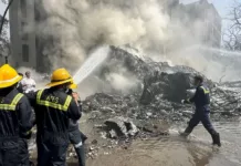 Индияда учак кырсыгынан бир жүргүнчү аман калды