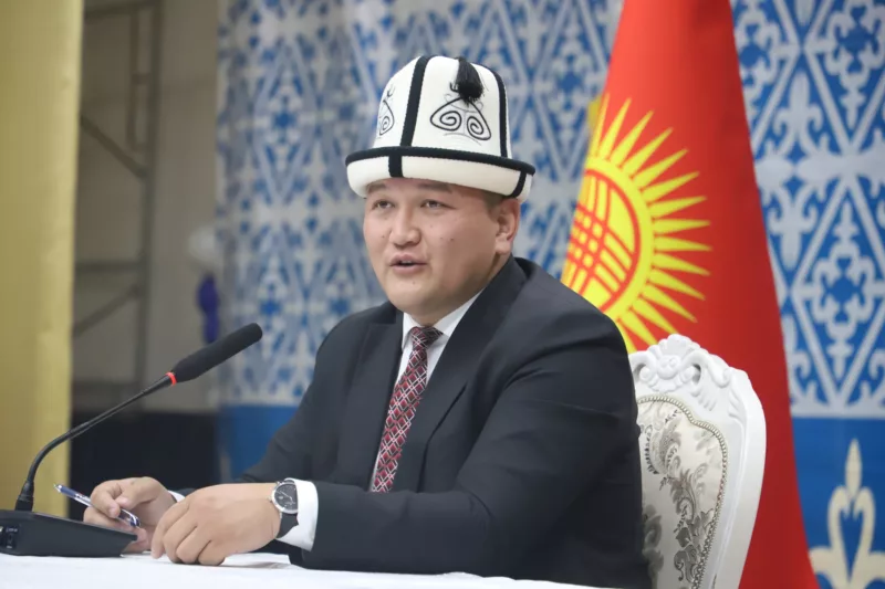 Img 1369 таласта облусунда 200 мектеп бүтүрүүчү ахунбаев атындагы медициналык академияда бекер окуйт