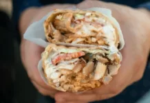 Массовое отравление шаурмой в Таласе: пострадали девять человек