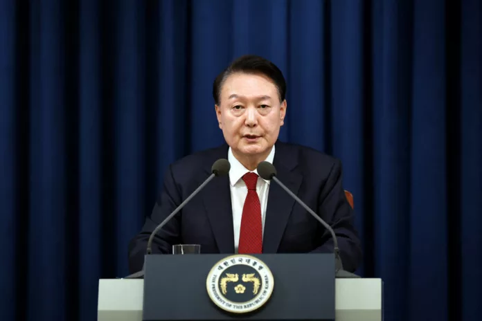 2024-12-03T152647Z_1687863909_RC2QHBAZO94U_RTRMADP_3_SOUTHKOREA-POLITICS-pic_32ratio_900x600-900x600-71374