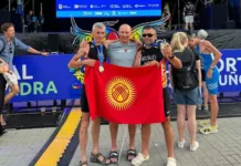 Жалалдин Абдувалиев стал трехкратным чемпионом мира по паратриатлону