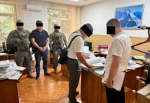 За вымогательство у дипломата задержан главный инспектор Счетной палаты