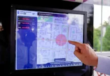 В Бишкеке появилась первая «умная остановка»