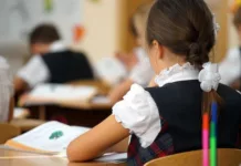 1-класстар үчүн сабактардын убактысы кыскарды