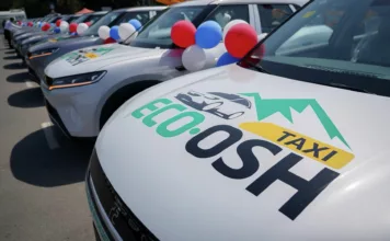 В Оше вчера запустили муниципальное такси — оно бесплатное