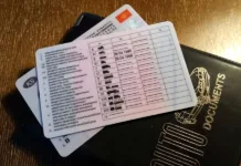 Глава кабмина поручил кардинально упростить процедуру замены водительских прав