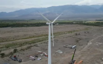 Впервые на Иссык-Куле установили ветрогенератор