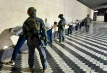 Бывших членов ОПГ доставили в ГКНБ