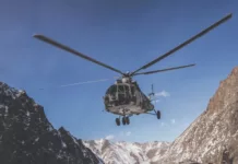 Кыргызстандагы Байчечекей чокусунан эки орусиялык альпинист куткарылды