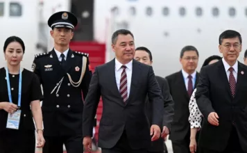 Садыр Жапаров прибыл в Китай с рабочим визитом